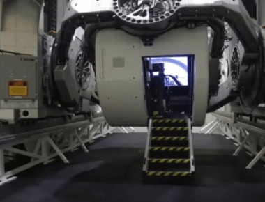 Μπείτε στον προσομοιωτή πτήσης του F-18 των ΗΠΑ (βίντεο)